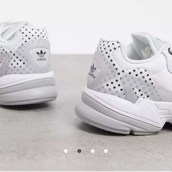 BNIB Adidas Falcon with black polka dots - Picture 2 of 4